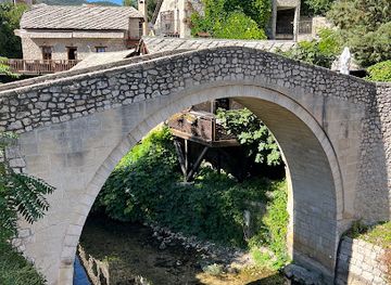 bosnia-and-herzegovina/herzegovina-neretva-canton/landmark/crooked-bridge