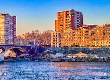 france/toulouse/saint-cyprien/landmark/pont-des-catalans
