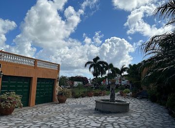 saint-kitts-and-nevis/middle-island/landmark/palms-court-gardens