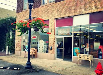 alabama/foley/landmark/fish-river-furnishings-art-gallery