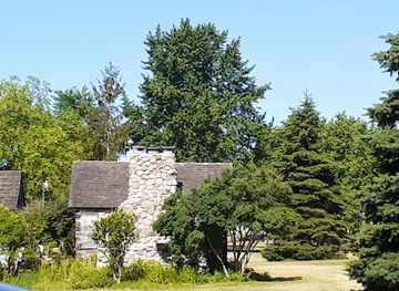 Paradise Spring Historical Park