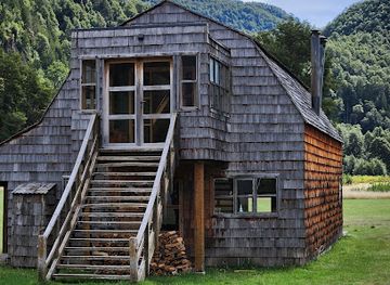 chile/futaleufu/landmark/pata-lodge-rio-futaleufu