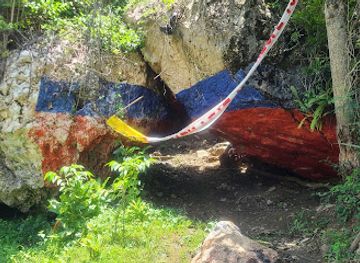 haiti/bassin-bleu/landmark/bois-caiman