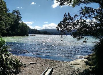 new-zealand/hawke-s-bay/landmark/lake-waikareiti