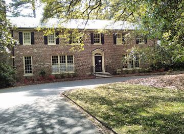 north-carolina/sandhills/landmark/campbell-house