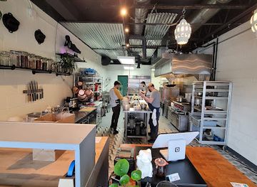 michigan/traverse-city/landmark/crocodile-palace