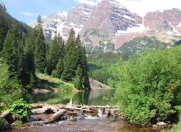 colorado/maroon-bells-snowmass-wilderness/landmark/maroon-bells-amphitheatre