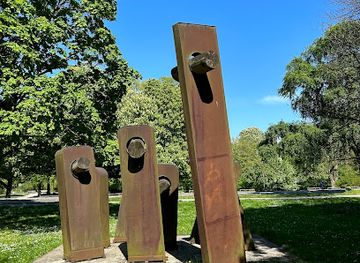 germany/hannover/vahrenwald/landmark/mahnmal-derry-von-h-j-breuste