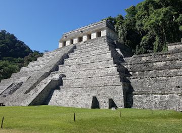 mexico/lacandon-jungle/landmark/campamento-lacandones