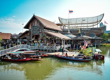 thailand/pattaya/landmark/pattaya-floating-market