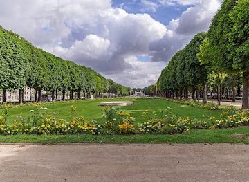 france/reims/landmark/square-colbert