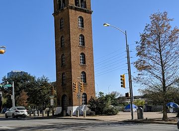 texas/central-texas/landmark/buford-tower-kitchens-memorial-chimes
