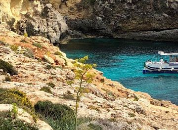 malta/gozo-and-comino/landmark/outdoor-explorers-malta-boat-trips-and-charters