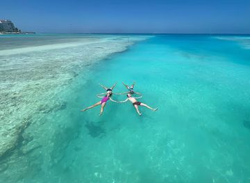 maldives/ukulhas/landmark/papa-fish-excursions