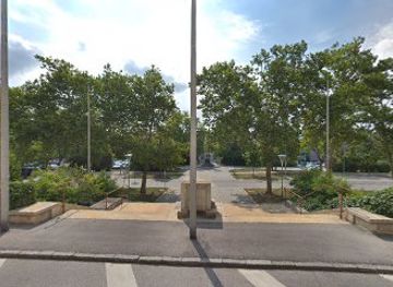 austria/eisenstadt/landmark/joseph-haydn-denkmal