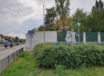 austria/vienna/floridsdorf/landmark/vorwarts-xxi-denkmal