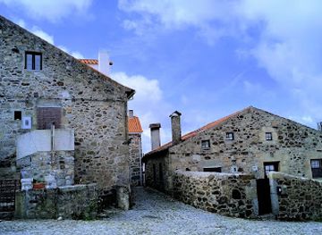 portugal/beira-litoral/landmark/linhares-da-beira