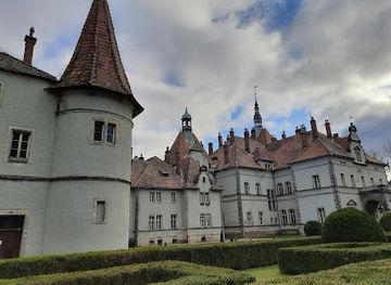 ukraine/mukachevo/landmark/shenborn-palace