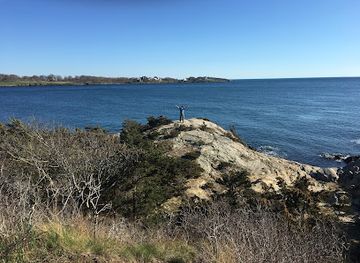 rhode-island/narragansett-bay/landmark/fort-wetherill-state-park