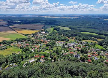 czechia/machovo-jezero/landmark/state-castle-bezdez