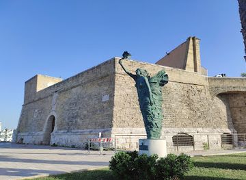 italy/bari/landmark/il-fortino-di-sant-antonio