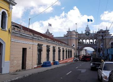 guatemala/guatemala-city/landmark/post-office-building