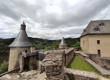 luxembourg/alzette-valley/landmark/bourscheid-castle