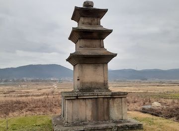 south-korea/gyeongju-historic-areas/landmark/sacheonwangsa-temple-site-gyeongju