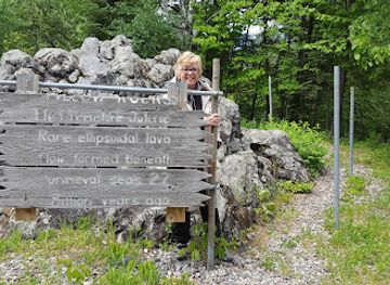 minnesota/big-woods/landmark/pillow-rocks