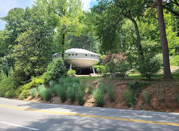 tennessee/chattanooga-valley/landmark/flying-saucer-house
