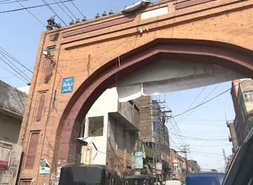 pakistan/khyber-pakhtunkhwa/landmark/kabuli-gate-qissa-khwani-bazar