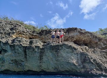 curacao/hato-caves/landmark/blue-room-cave