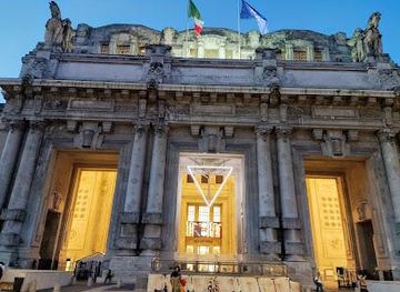 italy/bergamo/landmark/piazza-duca-d-aosta