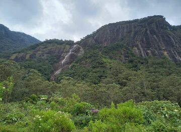sri-lanka/adam-s-peak/landmark/yaka-handu-ella-demon-tears-waterfall