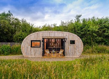 ireland/killarney-national-park/landmark/killarney-glamping-at-the-grove