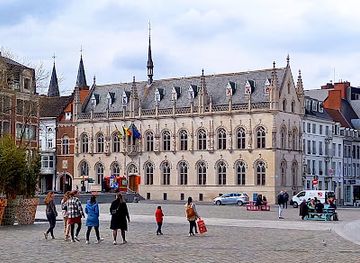 belgium/kortrijk/landmark/tourist-information-centre-kortrijk-courtrai-cortrique