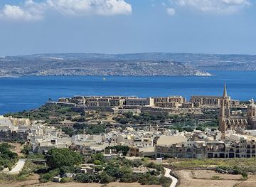 malta/st-julian-s/landmark/ta-kenuna-tower