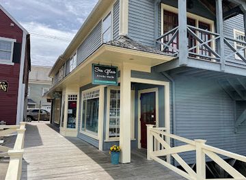 maine/kennebunkport/landmark/sea-glass-jewelry-studio