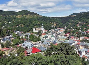 slovakia/banska-bystrica-region/landmark/new-castle