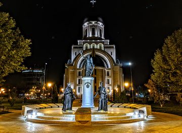 romania/bacau/landmark/ansamblul-monumental-romania-biruitoare