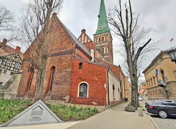latvia/riga/central-district/landmark/barricades-memorial