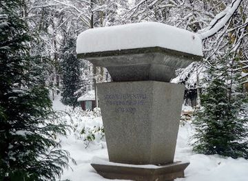 romania/sibiu/landmark/stone-vessel