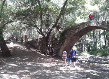 cyprus/troodos/landmark/tzelefos-bridge
