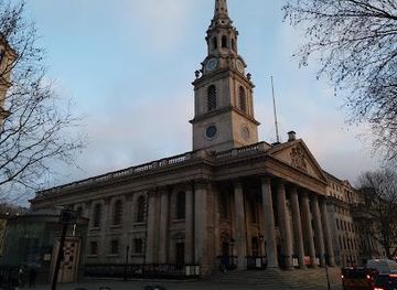 united-kingdom/london/landmark/st-martin-in-the-fields-church-path