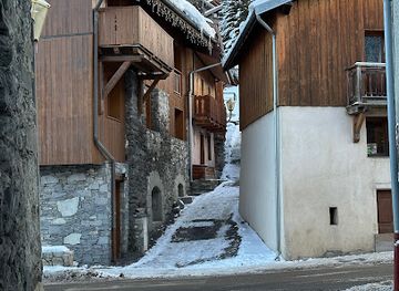 france/meribel/landmark/chalet-arbalete-ski-basics-meribel