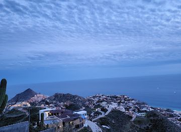 mexico/cabo-san-lucas/landmark/cerro-de-la-z