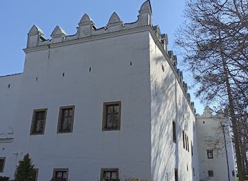 slovakia/poprad/landmark/strazky-chateau