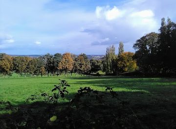 united-kingdom/yorkshire/landmark/calverley-old-hall