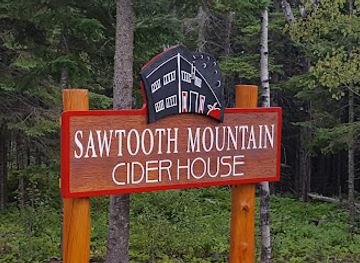 minnesota/lutsen-mountains/landmark/north-shore-winery