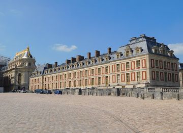 france/versailles/landmark/aile-des-ministres-nord